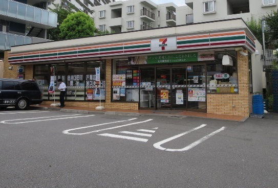 コスモ戸塚リベラヒルズＢ棟(セブンイレブン横浜下倉田町店)