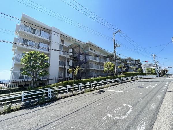 グリーンパーク戸塚ヒルズイースト棟