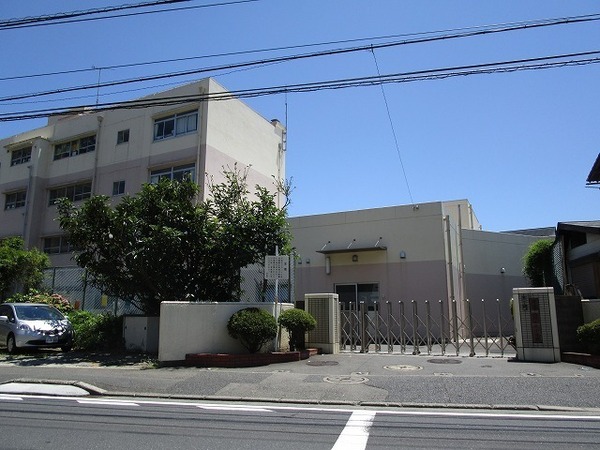 フォートンヒルズＤ棟(横浜市立川上北小学校)