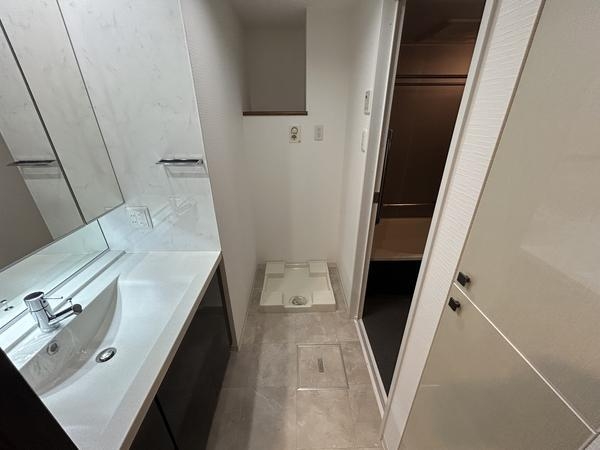 四条烏丸クロスマーク