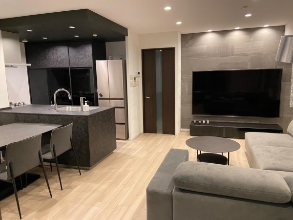 アバンエスパス四条