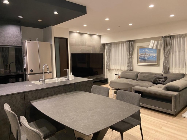 アバンエスパス四条