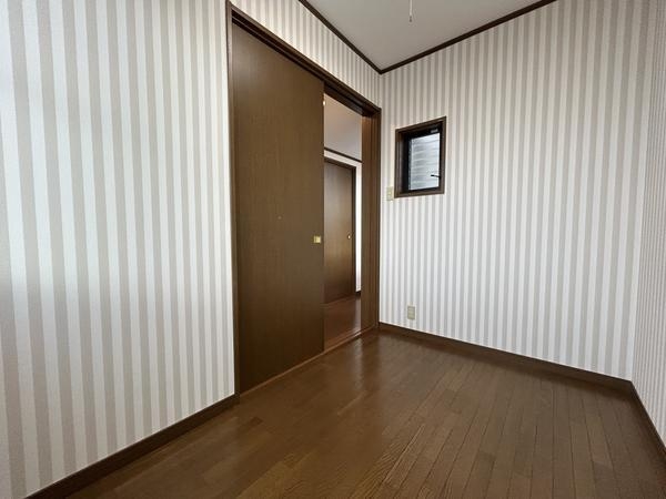 京都市中京区西ノ京南大炊御門町の中古一戸建て