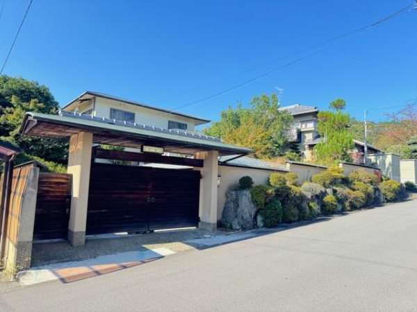 右京区太秦中山町　中古戸建
