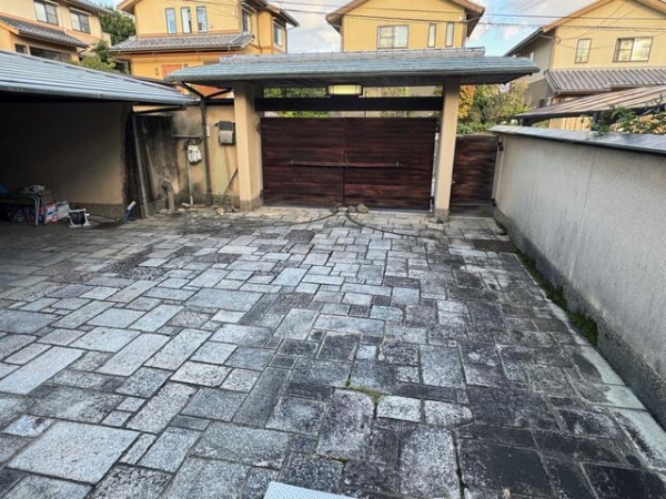 右京区太秦中山町　中古戸建