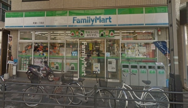 荒川区町屋３丁目の土地(ファミリーマート町屋一丁目店)