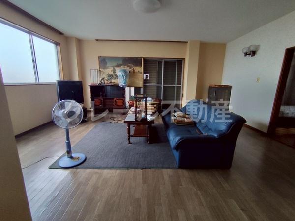 墨田区東向島3丁目の中古一戸建て(リビング)