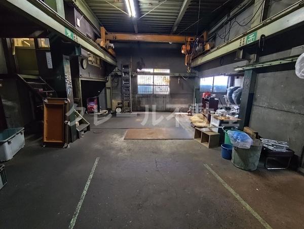 墨田区東向島3丁目の中古一戸建て(駐車場)