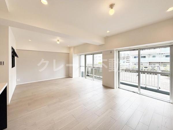 月島ホームズ