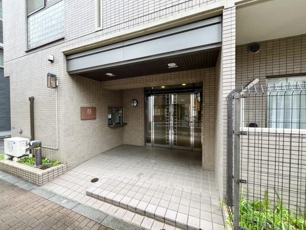 グランベル上野の杜(エントランス)