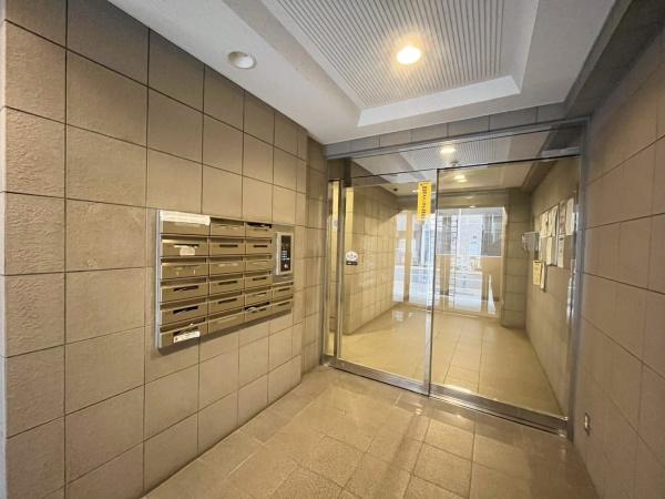 グランベル上野の杜(エントランス)