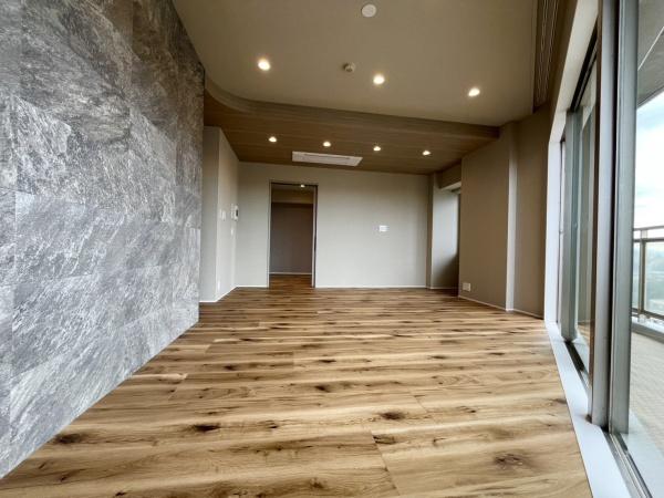 リーデンスタワー