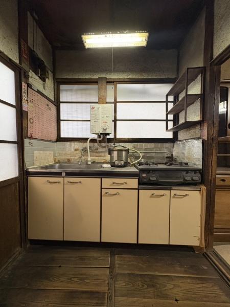 台東区竜泉３丁目の中古一戸建て