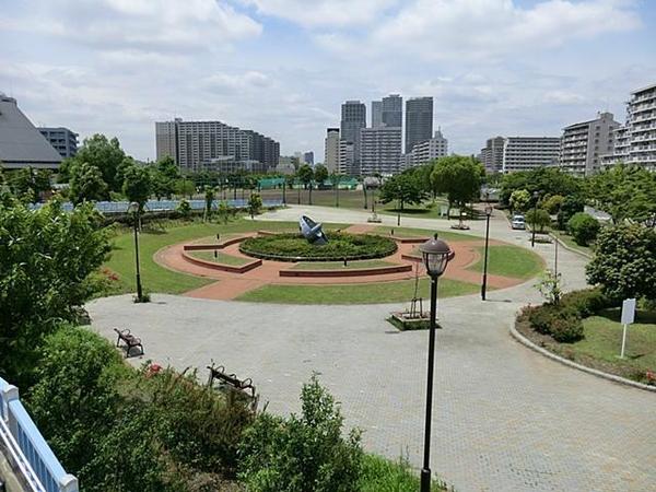 けやき通り北九番館(都立汐入公園)