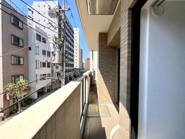 モナーク根岸