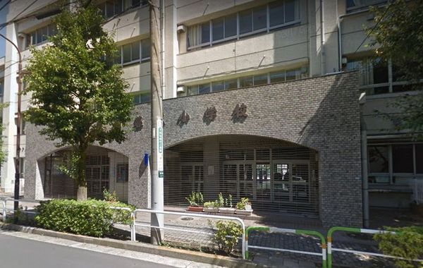 ラ・グラース日暮里(荒川区立第三日暮里小学校)