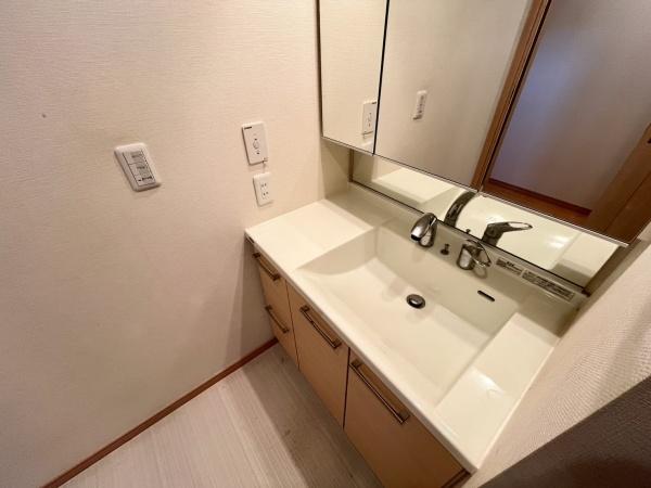 柏市手賀の杜４丁目の中古一戸建て