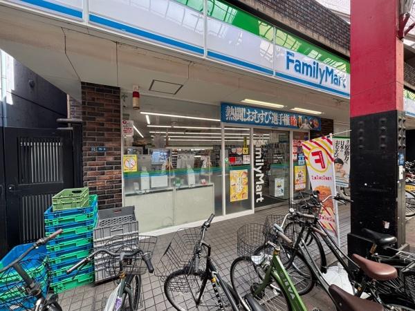 クレッセンコート浅草(ファミリーマート花やしき遊園地前店)