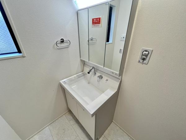 墨田区八広4丁目新築戸建