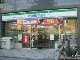 新大阪ホワイトコーポラス(ファミリーマート宮原四丁目店)