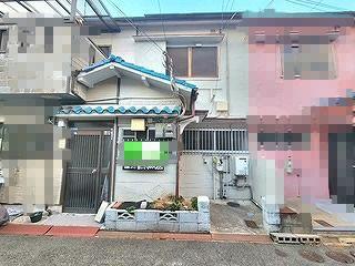 寝屋川市日新町の中古テラスハウス