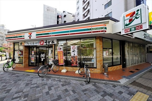 コボリマンション東三国(セブンイレブン東三国御堂筋店)