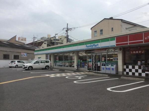 イスズハイツベル加島(ファミリーマート三津屋中三丁目店)