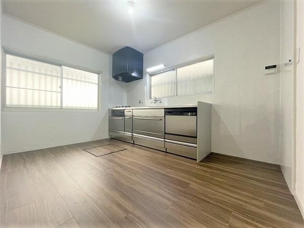 小松４丁目　中古戸建