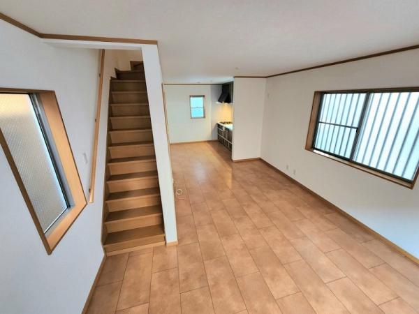 大阪市東淀川区井高野１丁目の中古一戸建