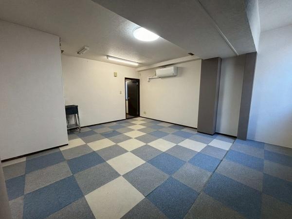 相川２丁目　一棟店舗ビル
