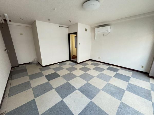 相川２丁目　一棟店舗ビル