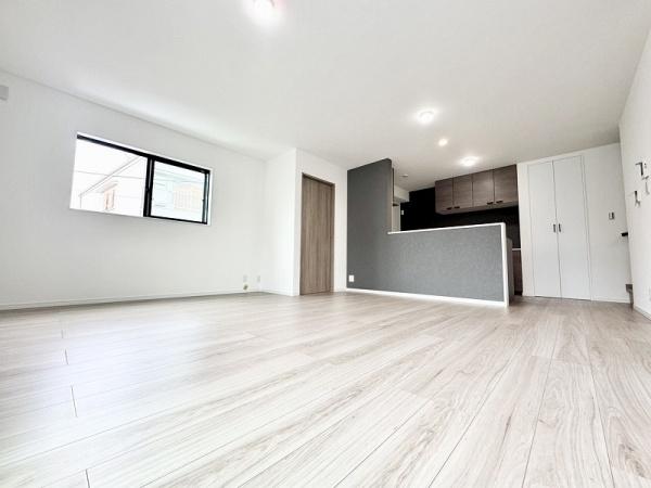 摂津市千里丘東５丁目　新築戸建