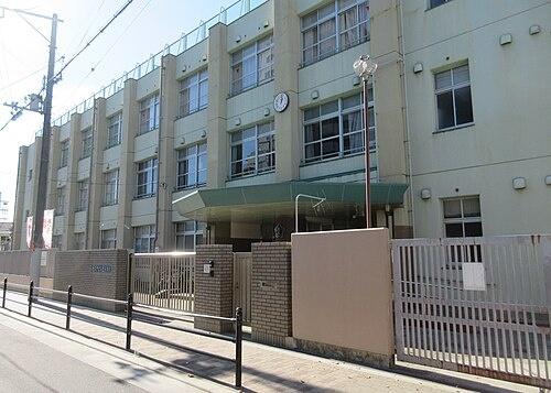 御崎第１コーポ２号棟(大阪市立住之江小学校)