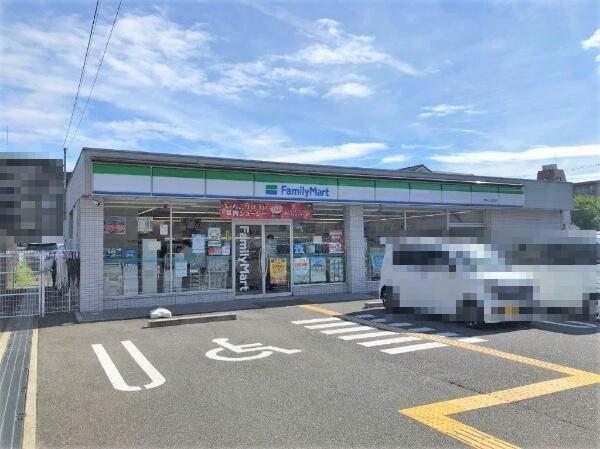 茨木市東奈良１丁目の中古一戸建て(ファミリーマート茨木小川町店)