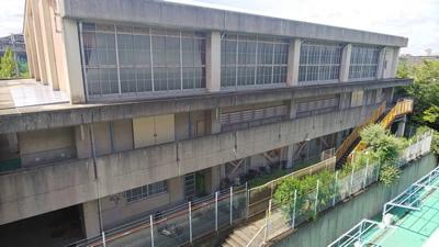 ユニハイム千里丘1号棟(吹田市立東山田小学校)