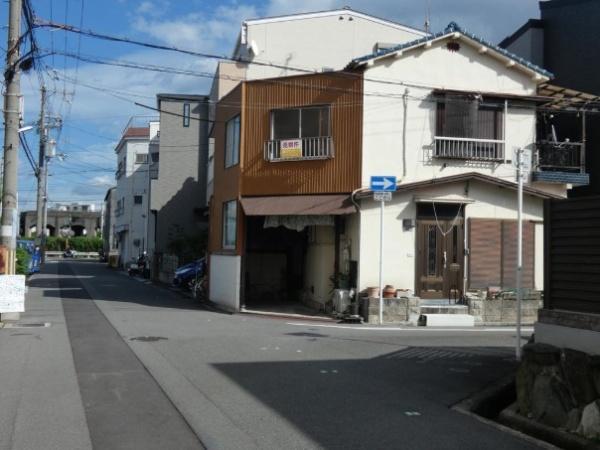 吹田市南吹田３丁目　建築条件無し　売り土地