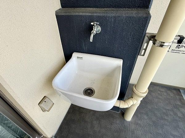 プレサンスロジェ南摂津駅前