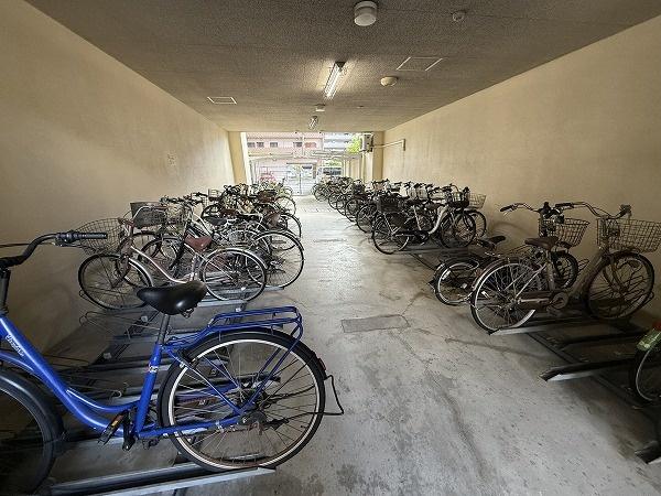 プレサンスロジェ南摂津駅前