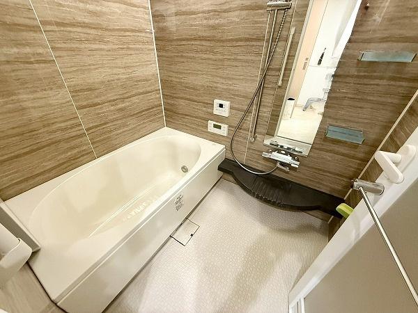 プレサンスロジェ南摂津駅前