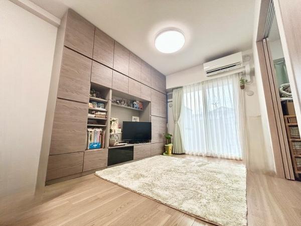 ローレルスクエアOSAKALINK