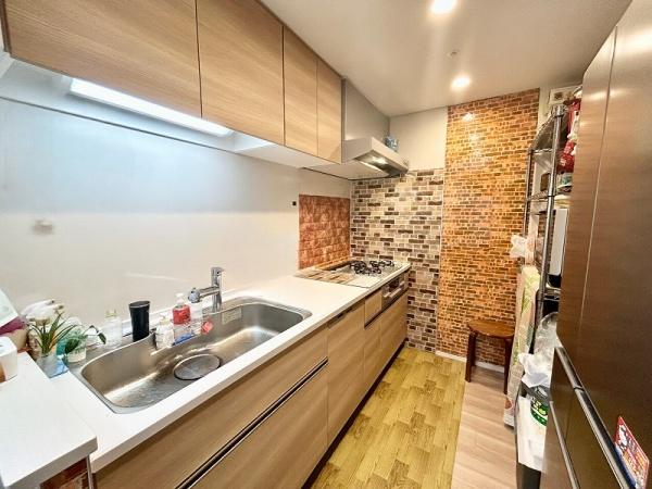 ローレルスクエアOSAKALINK