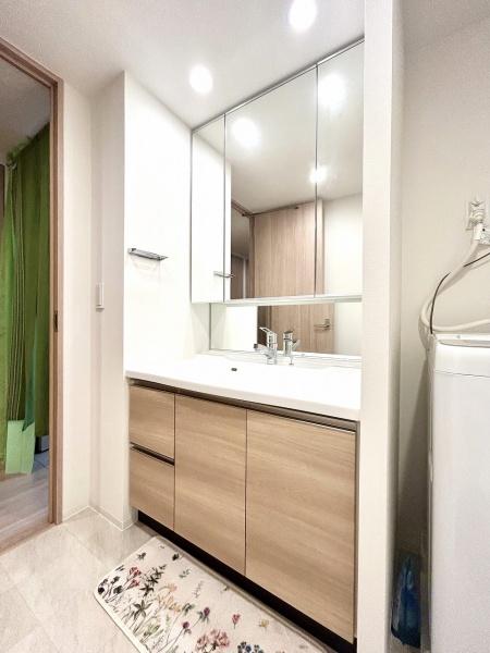 ローレルスクエアOSAKALINK