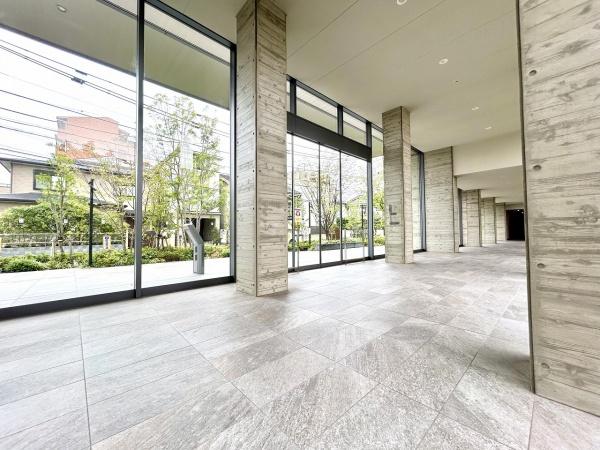 ローレルスクエアOSAKALINK