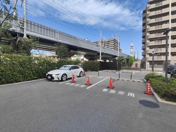 ローレルスクエアOSAKALINK