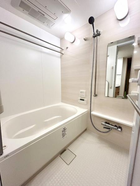 ローレルスクエアOSAKALINK