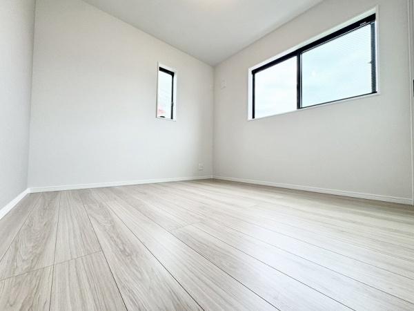 摂津市千里丘東５丁目　新築戸建