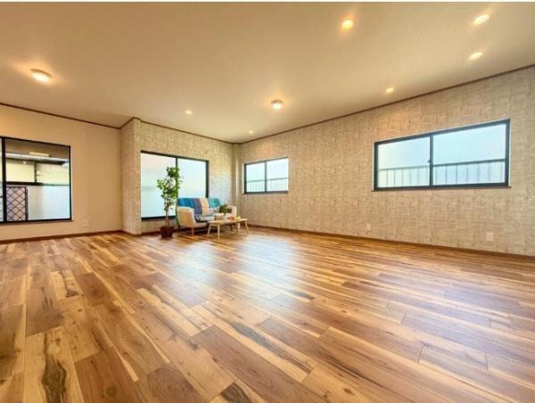 吹田市内本町３丁目　中古戸建