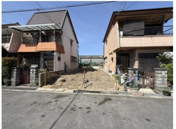 摂津市鳥飼本町３丁目　建築条件無し　売り土地