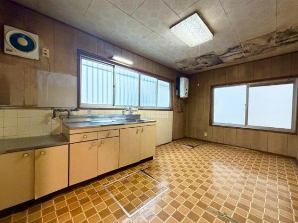 吹田市東御旅町　中古戸建