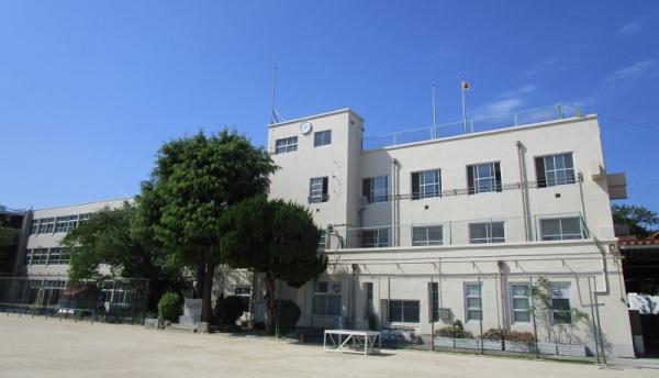 セントポリア北大阪ＶＩＳＯＮ２番館(吹田市立吹田第一小学校)
